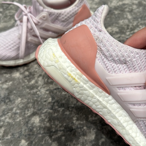 Nike Ultra Boost - Picture 3 of 7